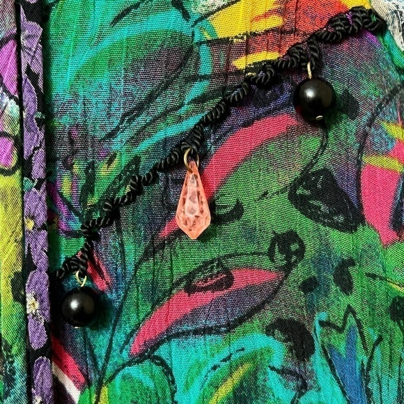 Vintage unique CAROL Little asymmetric multi print ruffle and beaded top. Size 4 - Picture 9 of 14